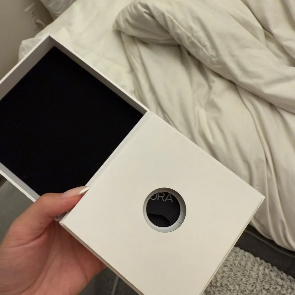 Oura Gold Smart Ring Sleek Wearable